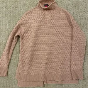 Vince Camuto sweater